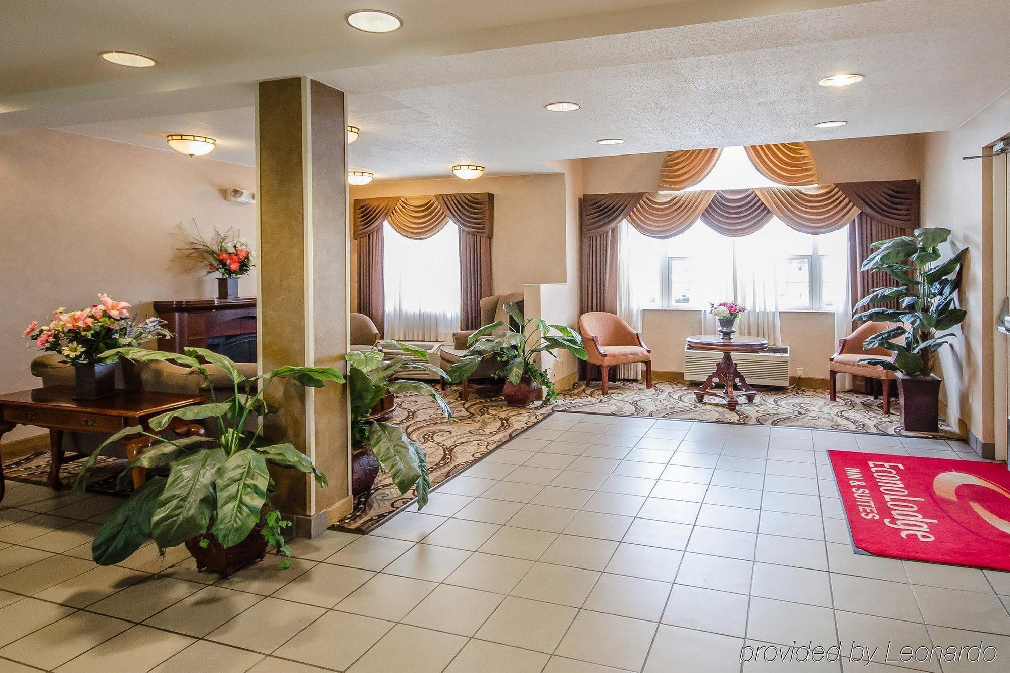 Econo Lodge Inn & Suites Evansville Stevenson Exterior foto